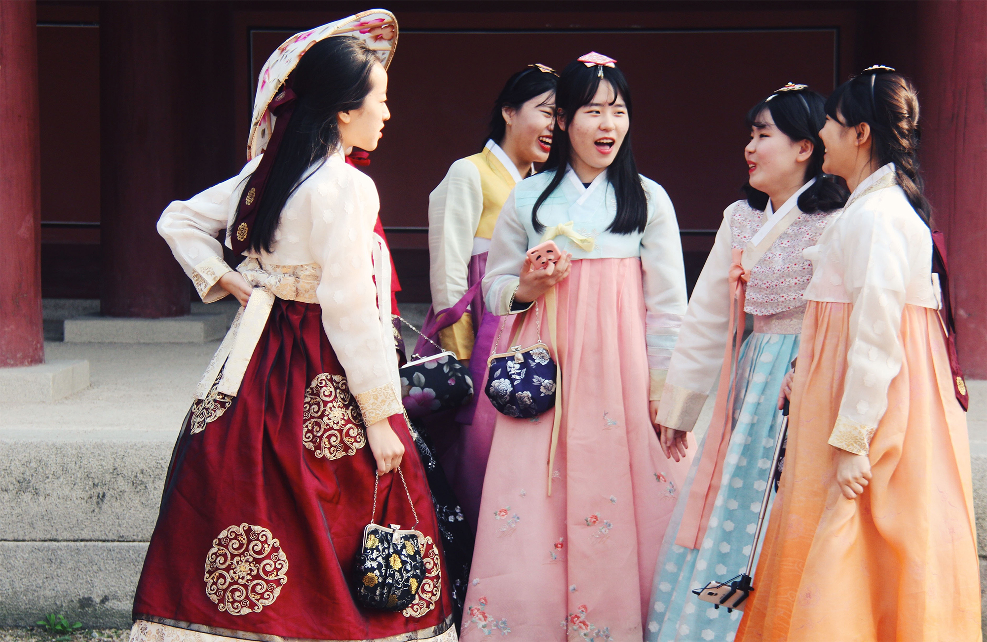 Image of a group of South Korean woman in traditional dress - KILROY