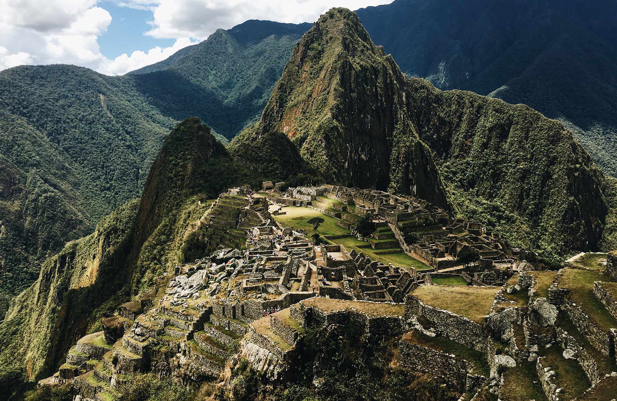 Image of the Inca ruins at Machu Picchu in Peru - KILROY