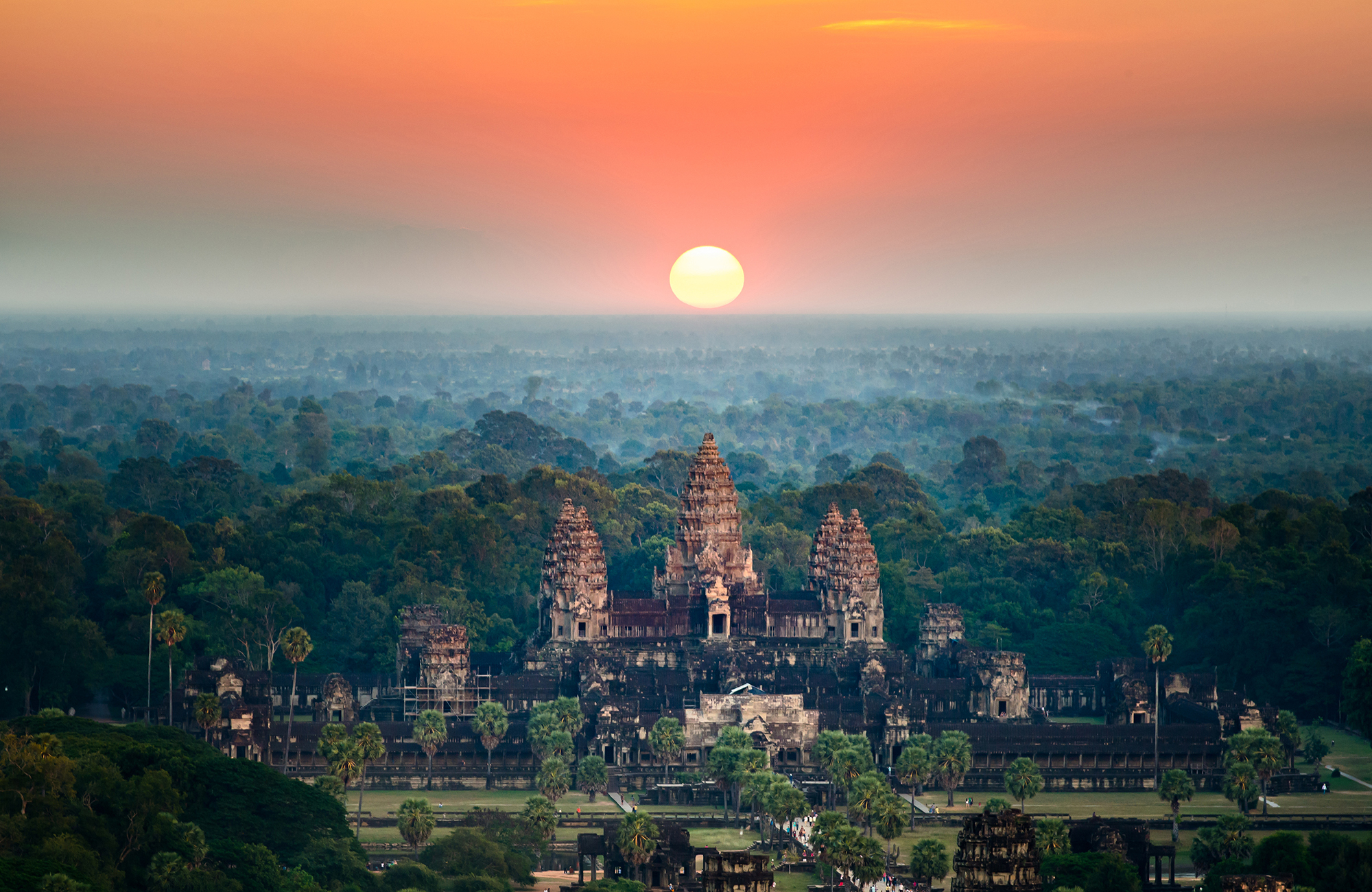 Image of Angkor Wat at sunset in Cambodia - KILROY