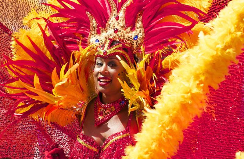 Image of a female performer at the Rio Carnival in Brazil - KILROY