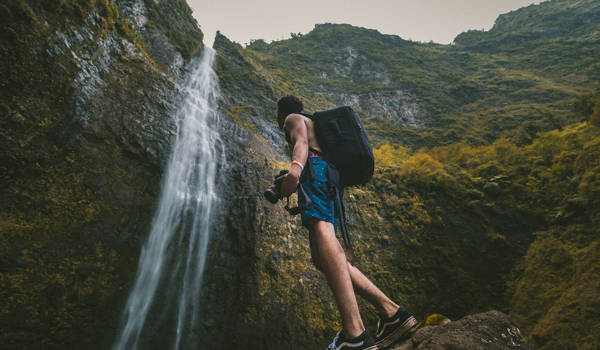 general-experiences-waterfall-guy