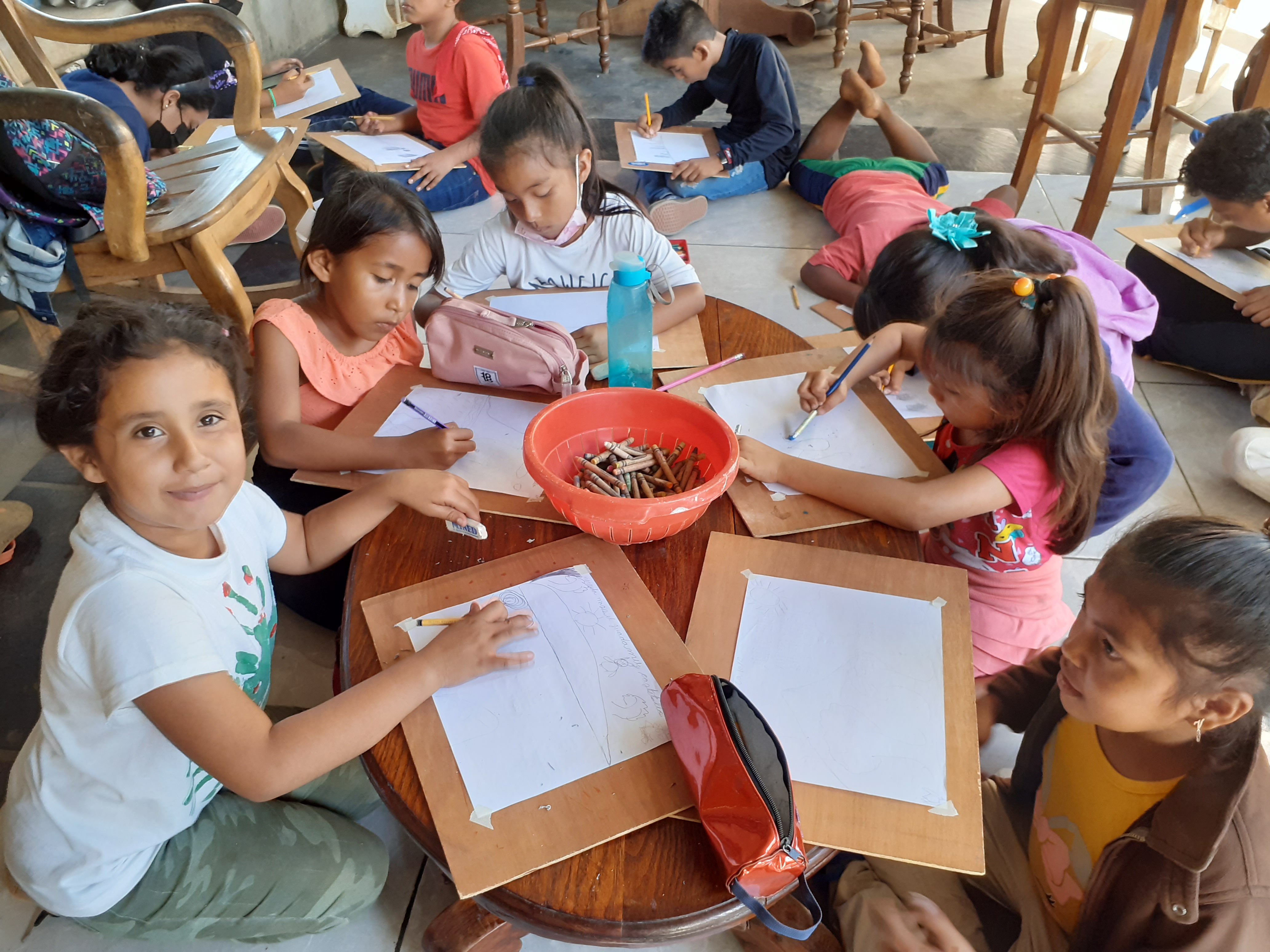 Image of a group of young children at a school in Nicaragua - KILROY