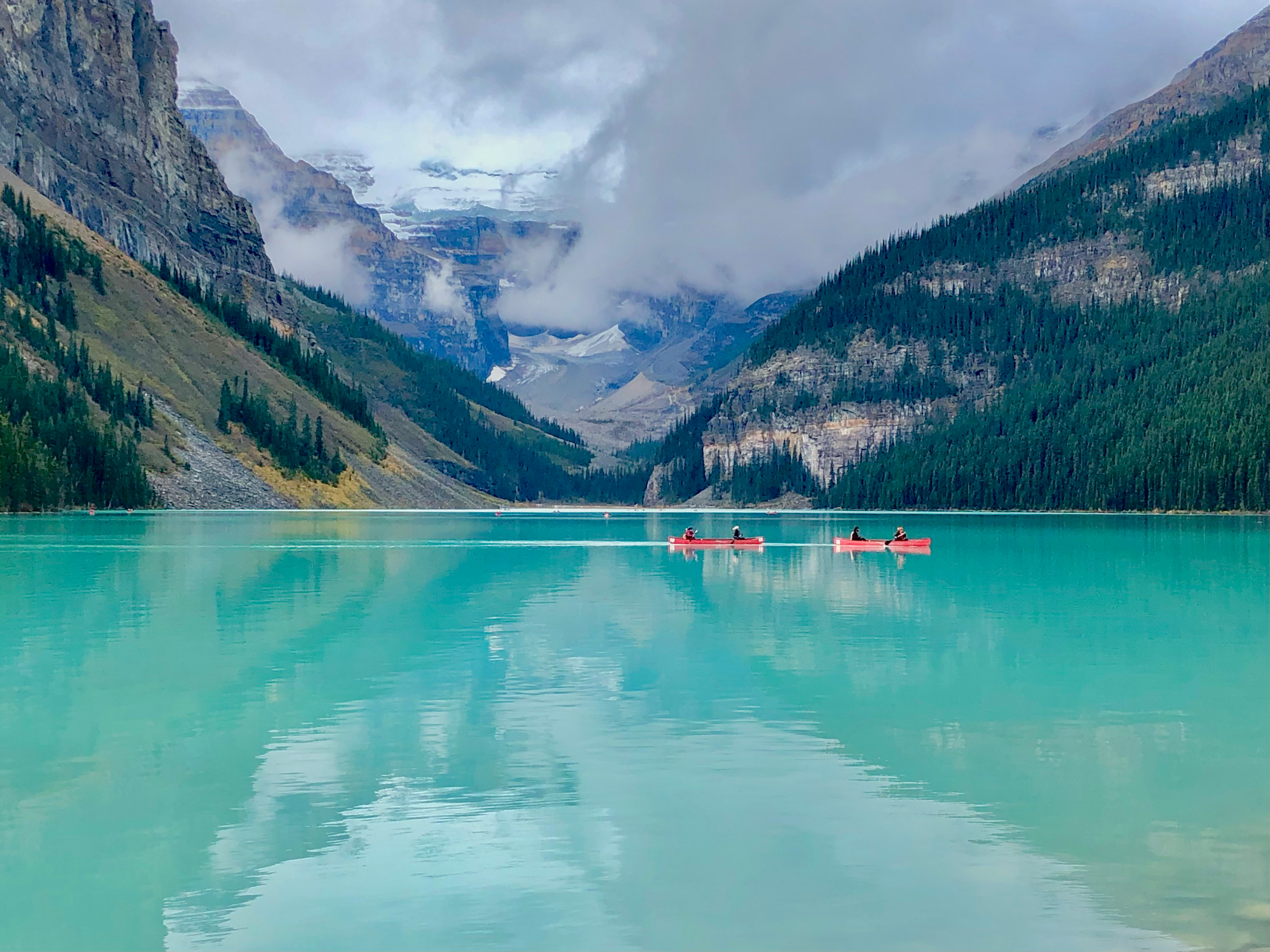 Image of kayakers on Lake Louise in Canada - KILROY