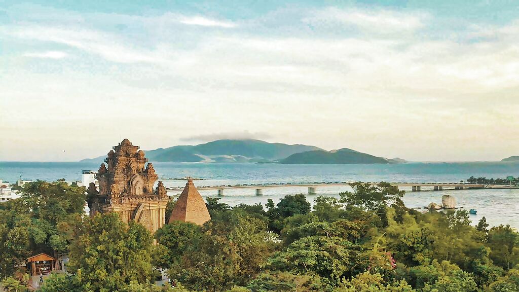 arvydas-arnasius-hugrqrtjkye-unsplash