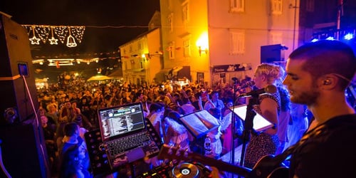 fddceb59f902657fa990015985ace104