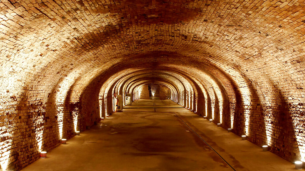 266-uberland-vienna-wine-schlumberger