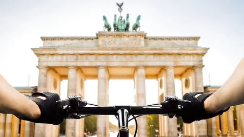 460-uberland-berlin-on-bike