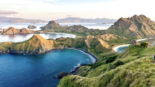 wanua_adventure_padar_island_2_1280x720_for_navi_web